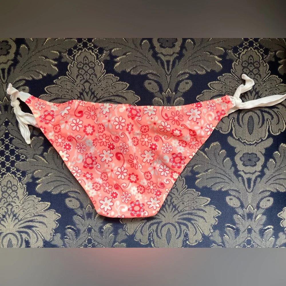 🌸Girls Floral Italian Tezenis Bathing Suit Bikini Bottom, size 12